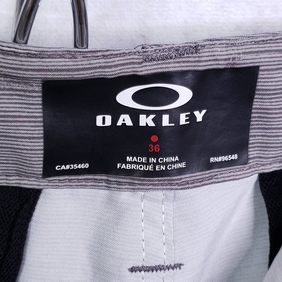 Oakley Men's 36 (Really 38 W) Heather Gray 9.5" Hybrid Swim Board Walk Shorts - Picture 6 of 9